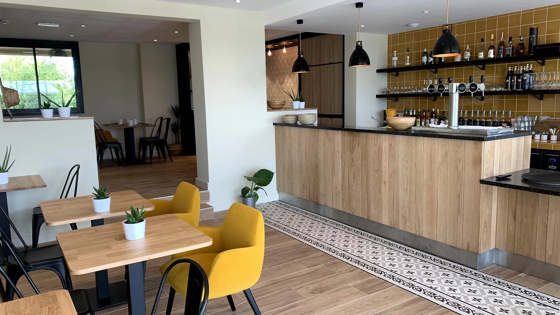 Logis Hotels - Le Bellaroc - Hotel 2 Etoiles Et Restaurant Rocamadour France